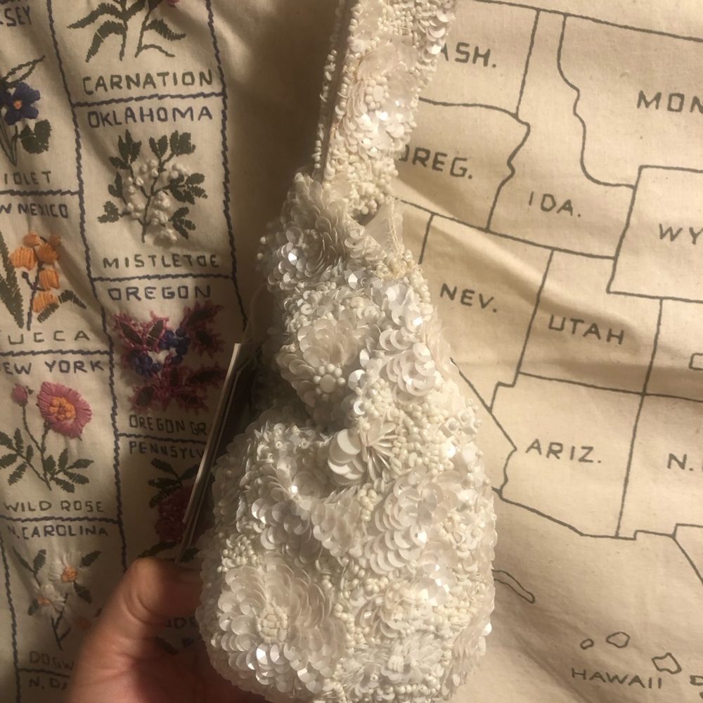 Bridal Elegant White Beaded Sequin Women's Bag - Picture 3 of 12